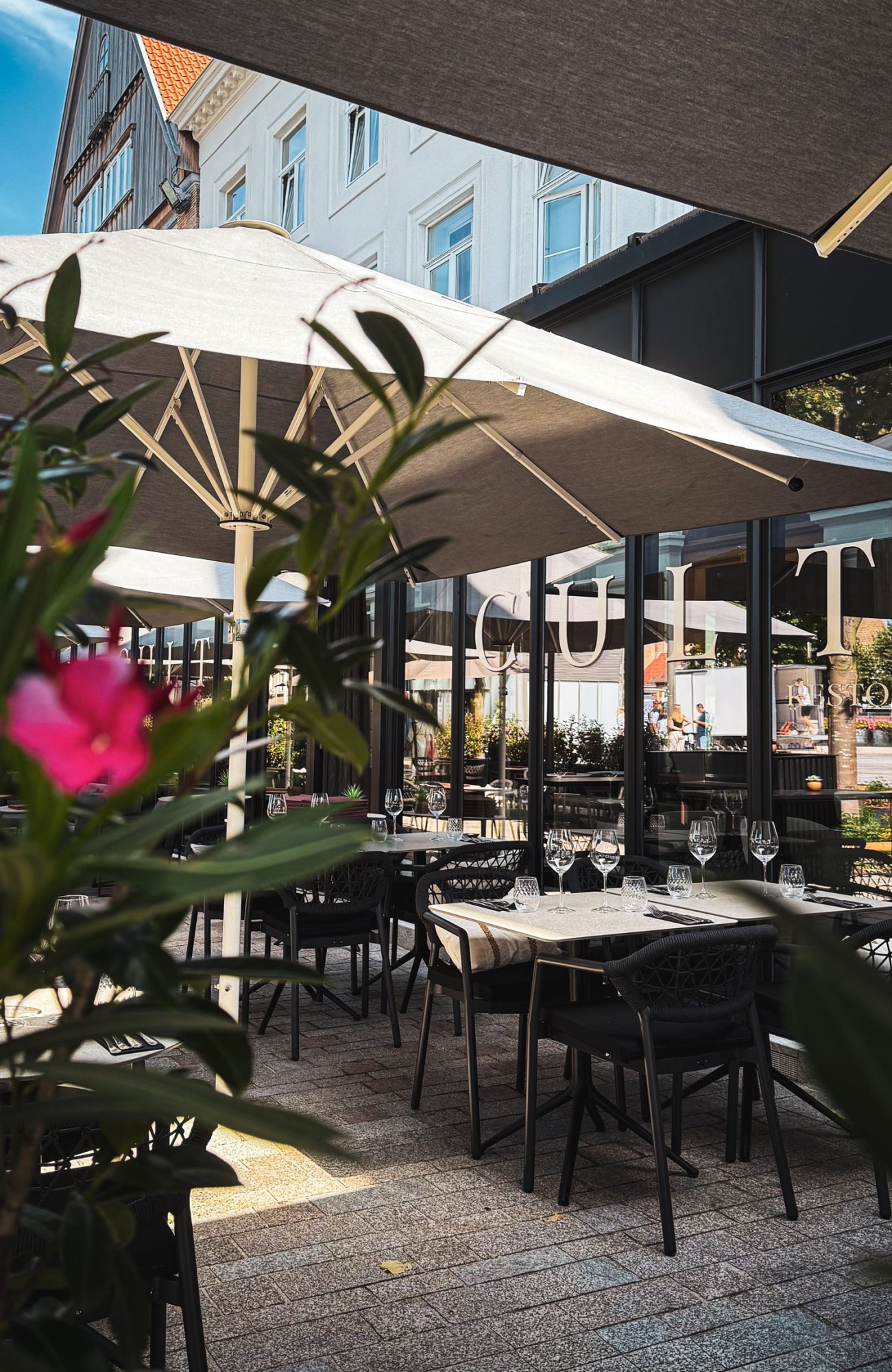 Gezellig dineren of lunchen in CULT Brugge